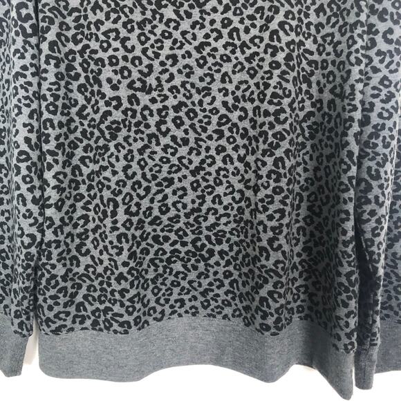 Splendid Animal Print Womens Sweater Medium Casual Loungewear Relaxed Minimalist - Picture 3 of 7
